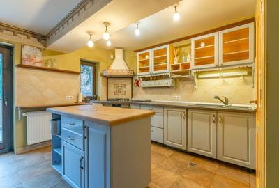 Casă individuală cu 7 camere lângă AFI Mall, ideală pentru birouri sau locuință - 5