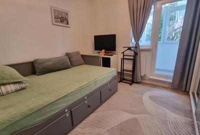 Apartament 4 camere, centrală proprie, parcare, 5 min metrou Apărătorii Patriei - 33