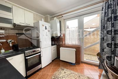 Garsonieră decomandată | curte privata |  loc de parcare - 1