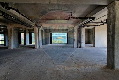 Spațiu Comercial 321 mp - Cortina Nord Pipera - Deschidere Bulevard - 1