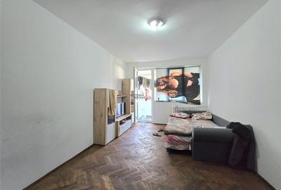 Apartament et.6/10 zona Colentina- Teiul Doamnei - 13