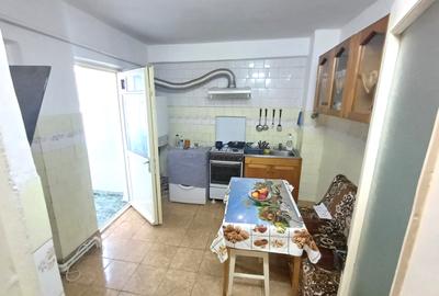 Vanzare 4 camere-Imobiliare MAXICONFORT - 8
