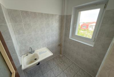 Garsoniera de vanzare, bloc din 1983, zona Fizicienilor, str. Schitului, nr. 9 - 4