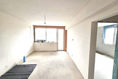 Oferta Rara! Apartament 2 camere , etaj 2, Parcul Central - 2