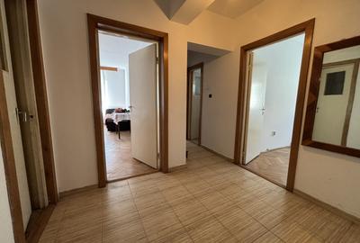 Apartament 3 camere zona Livada Postei - 2