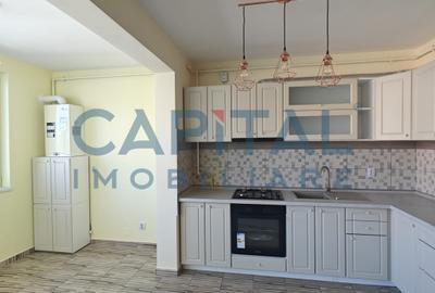 Apartament cu 3 camere semidecomandat, mobilat în Florești