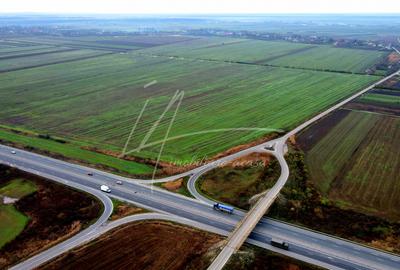 Teren intravilan curti-constructii, industrial, Autostrada A1 - km 62 - 7