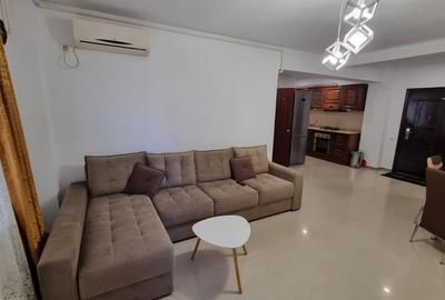 Apartament cu 2 camere, mobilat în Central