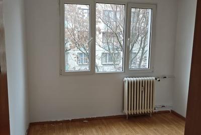 3 camere la 7 minute Metrou Sudului, Racovita, Etaj 3- 4, 0% Comision - 12