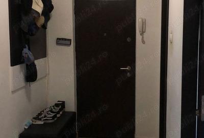 Apartament cu 3 camere, mobilat în Sebastian