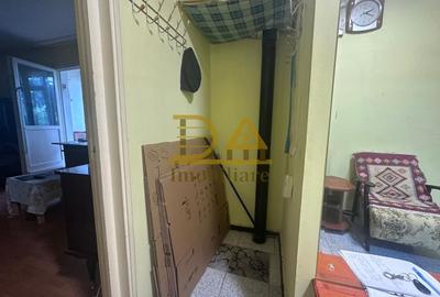 Apartament 3 camere de renovat | Zonă verde și liniștită  Brancoveanu - 17