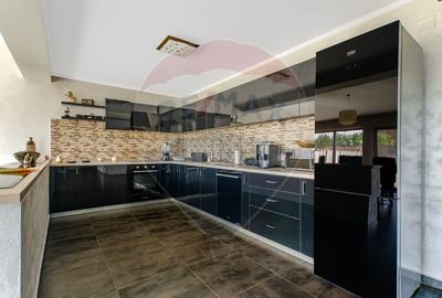De vânzare casă modernă cu 5 camere în Dumbravița - 6