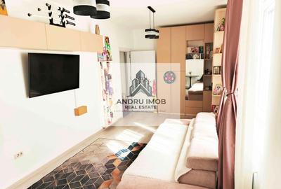 Apartament cu 2 camere decomandat, mobilat în Central