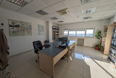 Hala cu teren generos langa acces A1 - 5