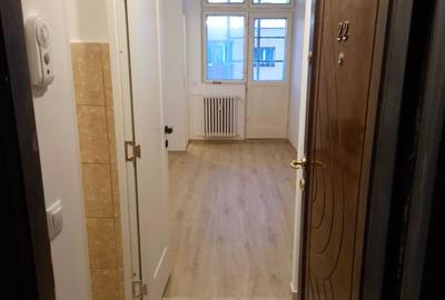 Garsoniera Tractorul-piata,renovata,43000 Euro - 2