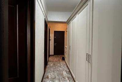 Apartament de inchiriat, 2 camere, decomandat, 54 mp, CUG - 9