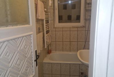 Apartament doua camere, decomandat, renovat - 18