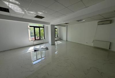 Spatiu Birouri | 3 Etaje | Parcare Proprie | 300mp - 1