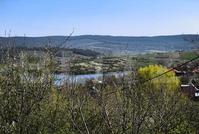 Casă 3 camere si beci, nouă 2026 – parter, vedere superbă la lacul Ciurbesti - 5