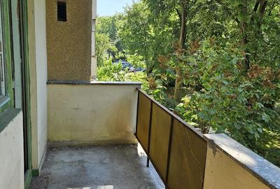 0 %  Comision 3 camere, zona Iulius Mall, 2 balcoane, etaj 1, sudic - 9