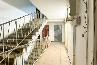 Doamna Ghica, Luntrei - garsoniera de vanzare, COMISION 0 - 7