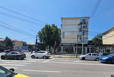 Tudor Vladimirescu-intersectie Bucsinescu, spatiu comercial stradal