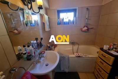 Casa de vanzare 5 camere, 980 teren, zona Piata Cetate - 21