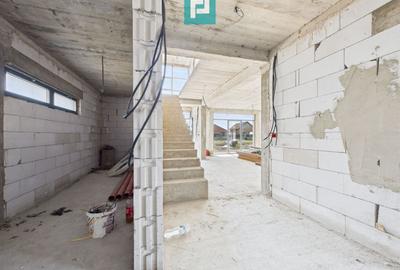 Casa cu etaj la gri in Zimandul Nou - 11