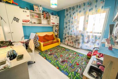 2 camere | Decomandat | Etaj intermediar | 2 balcoane - 4