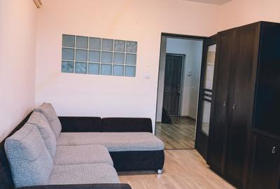 Apartament cu 2 camere decomandat, mobilat în Șelimbăr