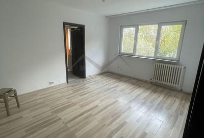 Apartament 3 camere Mircea etajul 1 - 2