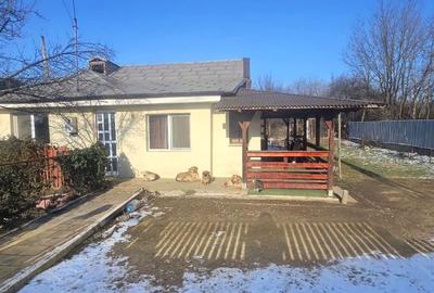 Casa de vanzare in Sendreni, judetul Galati, zona OMV - 1