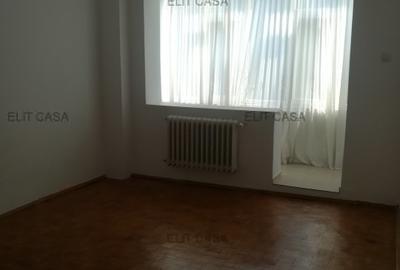 Tatarasi, 3 camere decomandat, etaj 1/4 - 2
