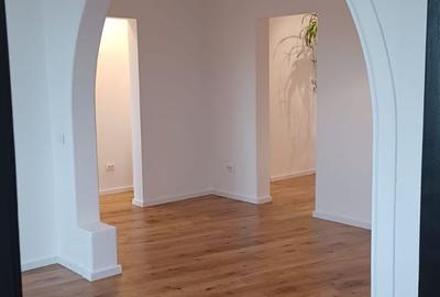De vanzare Apartament tip Penthouse 4 camere, cismigiu, ultracentral - 2