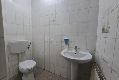 Vanzare spatiu comercial central - 10