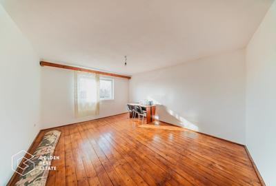 Casa cu 3 camere, garaj și teren de 569 mp, Confecții, comision 0% - 8