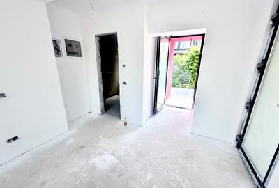 Casa P+2Et. 8 cam. Util 180mp. Teren 250mp. Pozitie stradala - 12