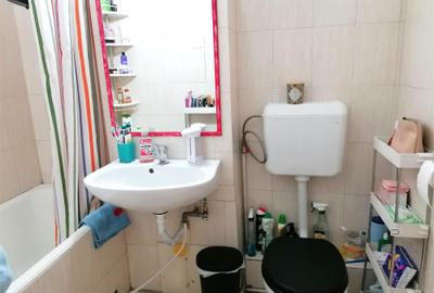 Apartament cu doua camere decomandat,  zona Vlahuta - 5