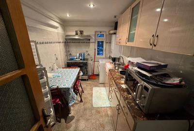 Apartament 3 camere de vanzare in Sud, etaj 3, CT, izolat - 1