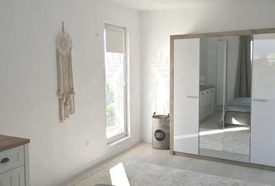 //2 CAMERE WHITE TOWER// - 6