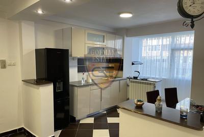 Apartament cu 3 camere semidecomandat, mobilat în Ultracentral