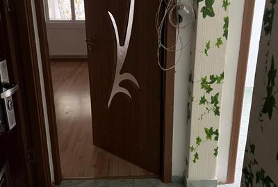 Vanzare apartament 3 camere - Baraolt, Ploiesti