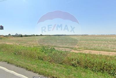 Teren extravilan de vanzare 17500 mp, deschidere 27m la DN1,  Ploiesti - 2
