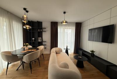 Apartament cu 3 camere decomandat în Unirii