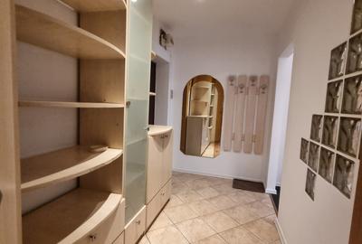 Apartament cu 2 camere de vanzare in zona Drumul Taberei metrou Favorit - 10