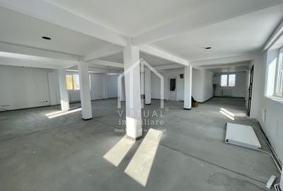 Spatiu comercial cu 8 camere, 5 bai, terasa - zona Centrala - 43