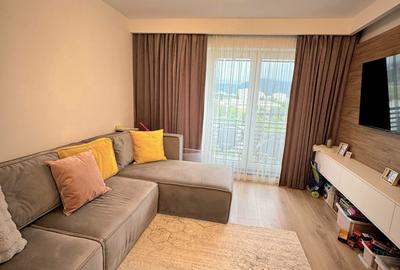 Apartament cu 3 camere decomandat, mobilat în Tractorul