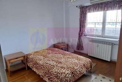 Inchiriere apartament 3(din4)camere pe bd Decebal, metroul M2 - 6
