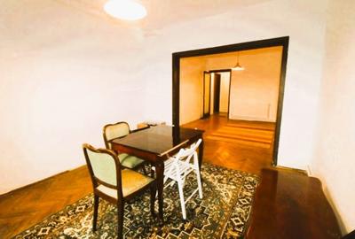 Apartament cu 2 camere semidecomandat, mobilat în Calea Victoriei