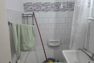 Vand apartament 3 camere in Deva, zona Scarisoara (Astoria), etaj 3, - 8